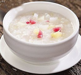 	內(nèi)外治療，讓黃褐斑遠離你！